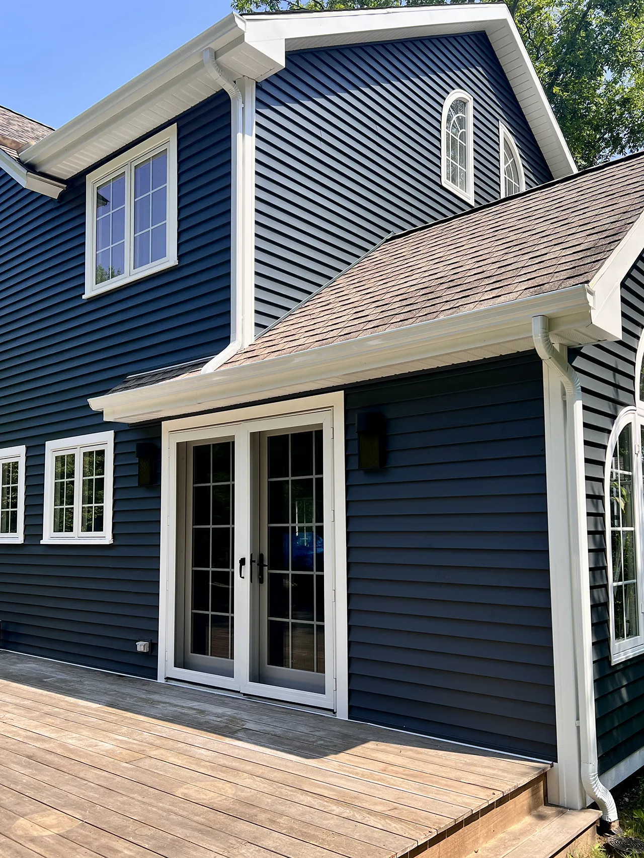 Reduce Your Carbon Footprint: Sustainable Roofing Options for an Eco-Friendly Home